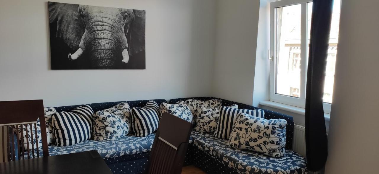 Cozynite Premium Apartment Ottakring เวียนนา ภายนอก รูปภาพ